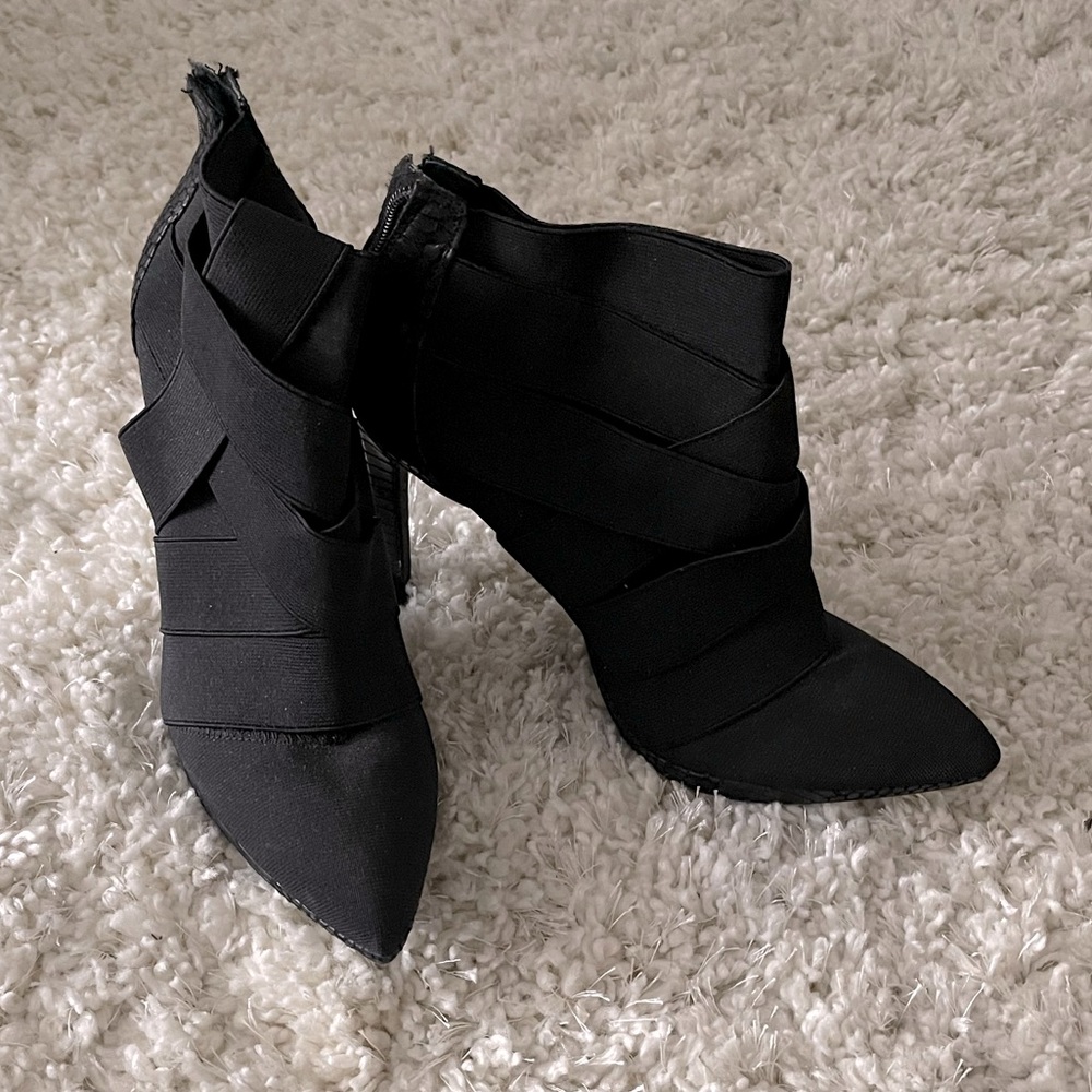 JESSICA SIMPSON BREENA Boot ELASTIC Band REPTILE Print STILETTO Black 9.5